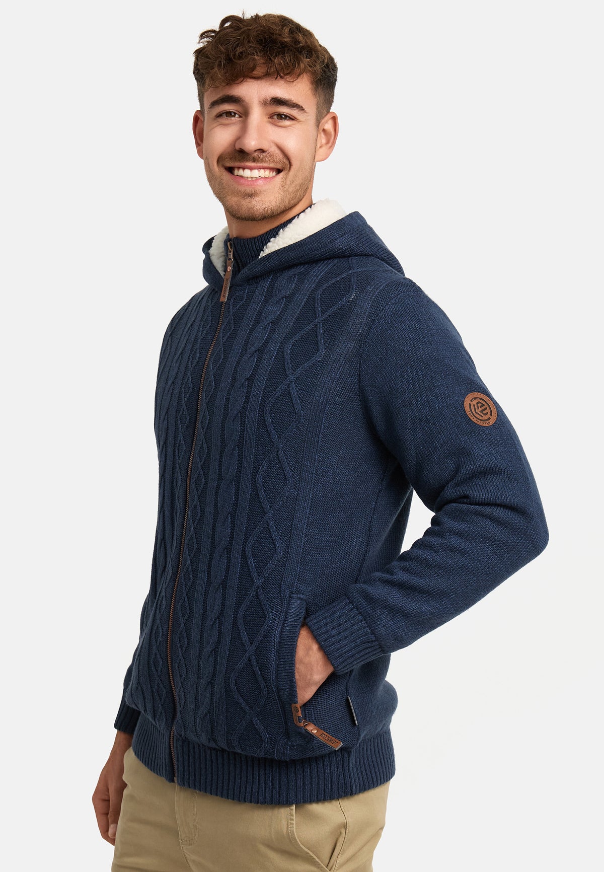 Strickjacke INRandolph Produktbild