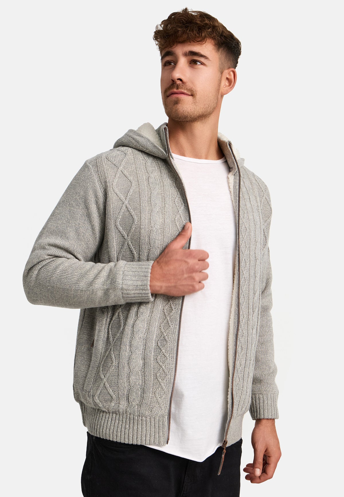 Strickjacke INRandolph Produktbild