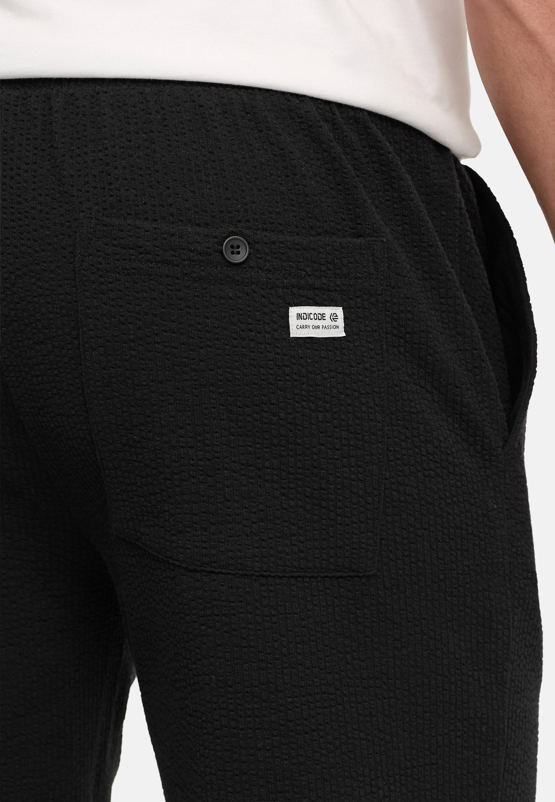 #farbe_jet-black
