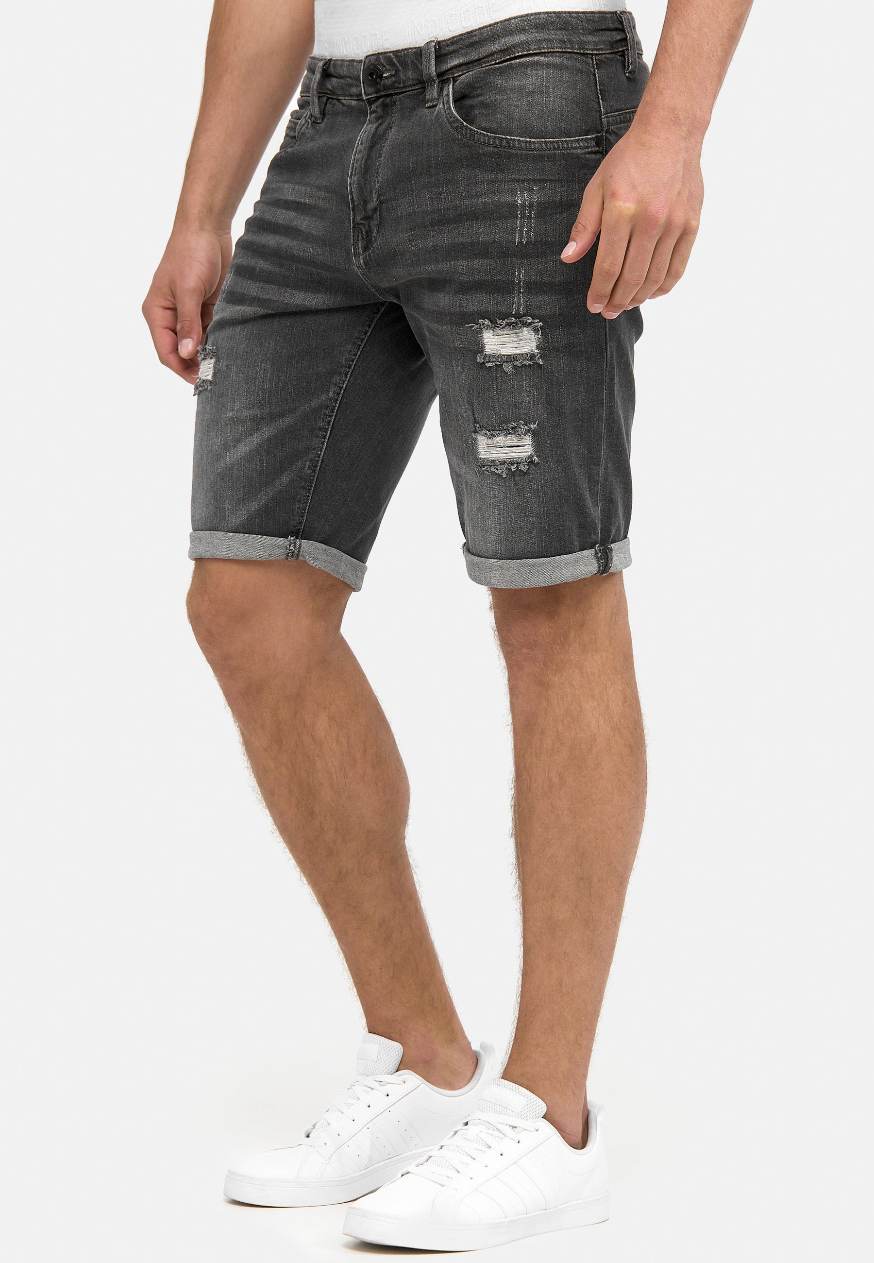 Indicode Men's Caden Jeans Shorts with 5 pockets made of 98% cotton