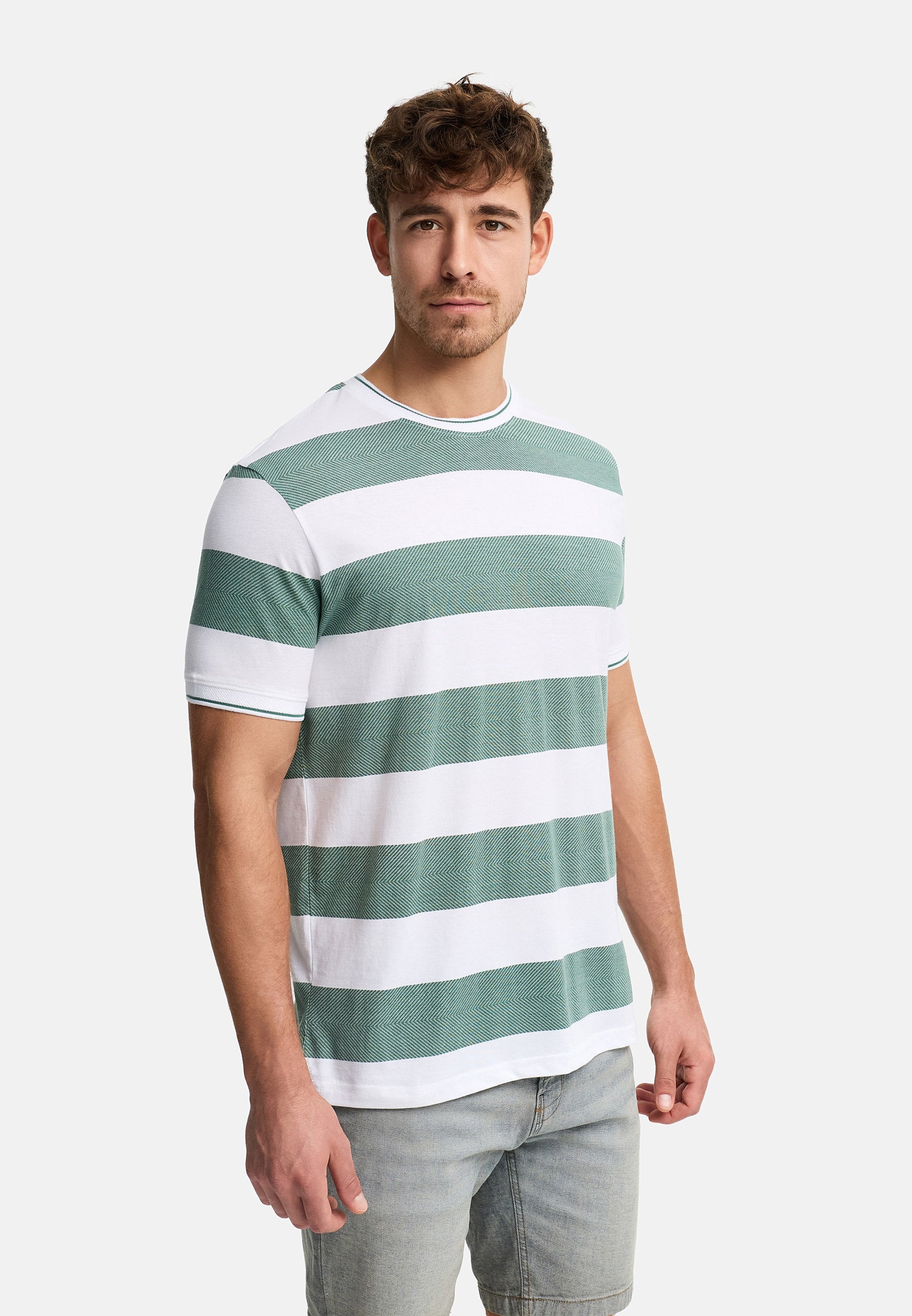#farbe_smoke-pine